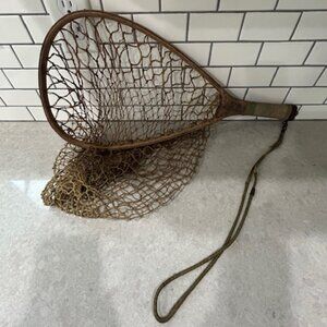 Antique NESCO Wooden Trout Fishing Landing Net N-44 22.5" long by 11" wide